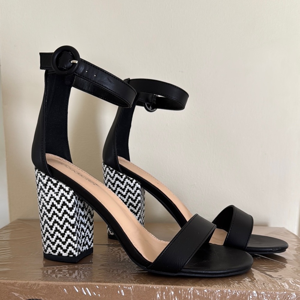 Shoe Dazzle Wicker Heels